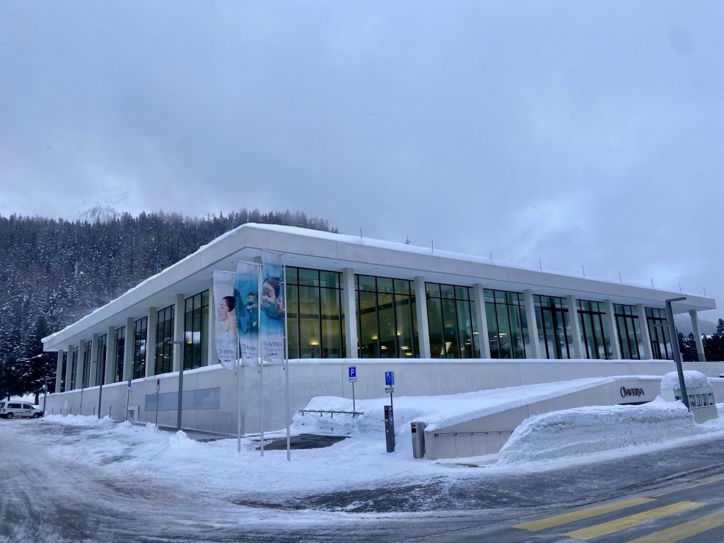 AngelEye completa la instalación del primer Acelerador de Inteligencia Artificial en St. Moritz, Suiza Ovaverva 7